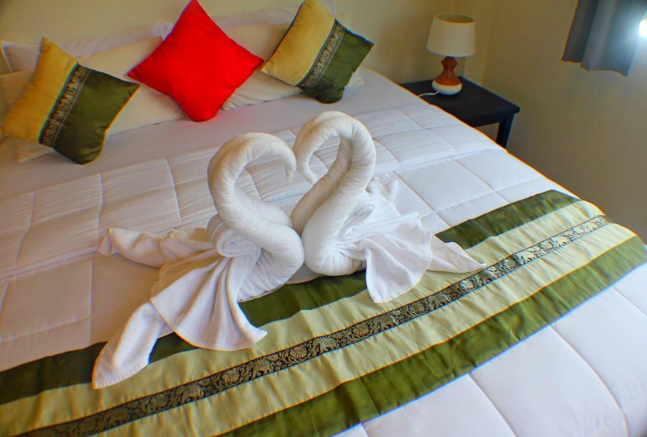 Baan Glangsuan Bang Kobua Otel Bang Chak Dış mekan fotoğraf